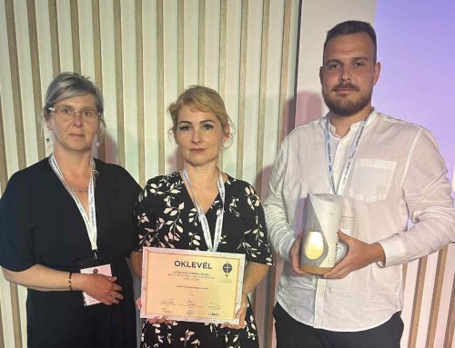 „Ez az iskola példát mutat”- Katolikus Innovációs Díjat nyert a tarnabodi iskola