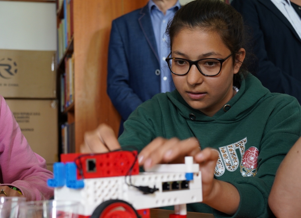 Robotok és lézervágók – a tanítás megújulása a Magyar Máltai Szeretetszolgálat Iskola Alapítvány általános iskoláiban